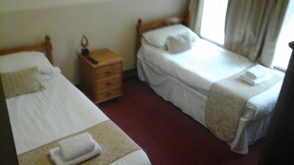 Dillwyn'S Hotel Pontardawe Εξωτερικό φωτογραφία